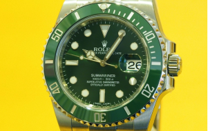 ロレックス サブマリーナ デイト 116610LV グリーン 買取
