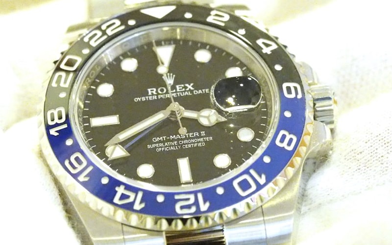 ロレックス買取GMTマスター２青黒116710blnr