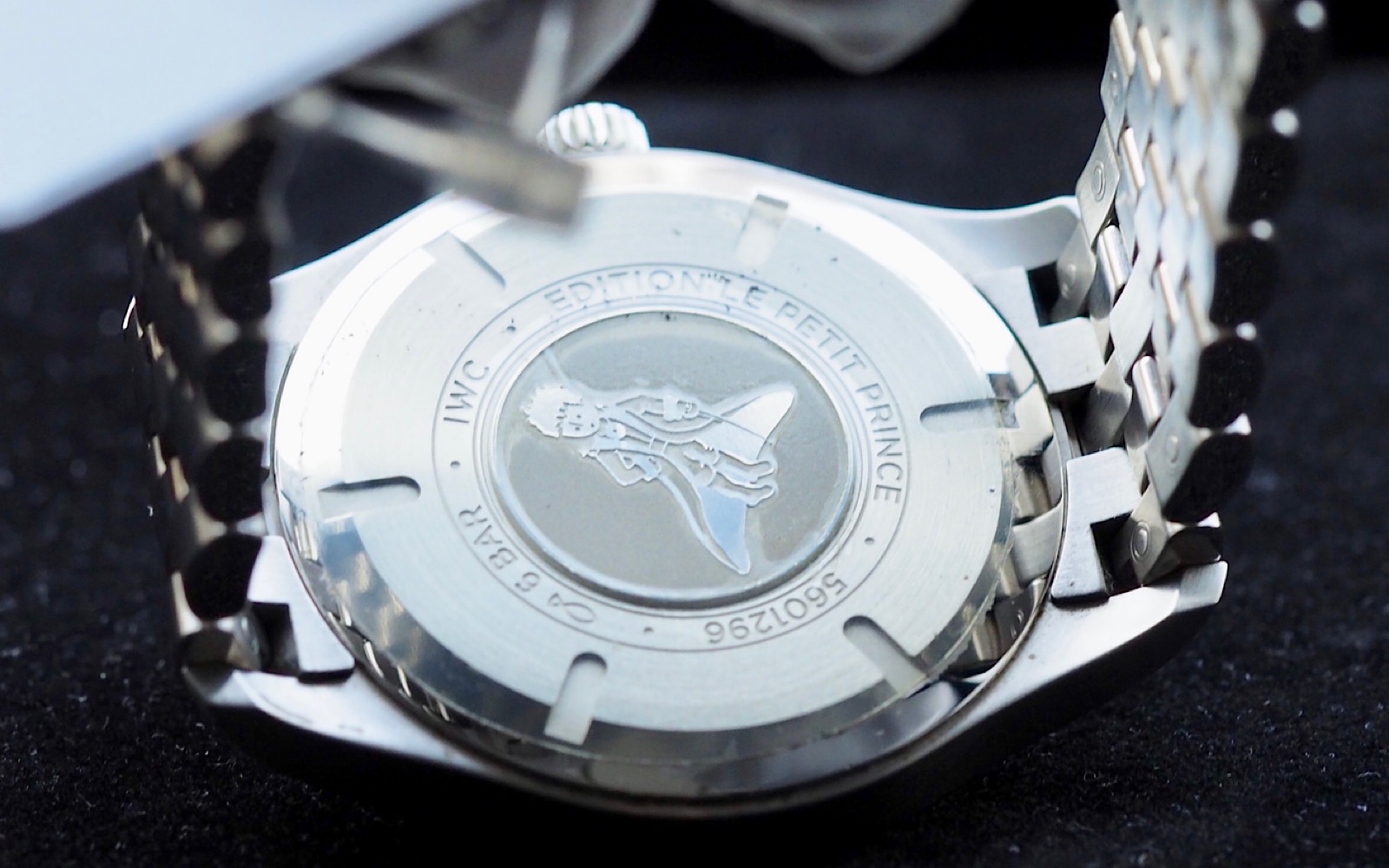 iwcパイロットウォッチ裏蓋